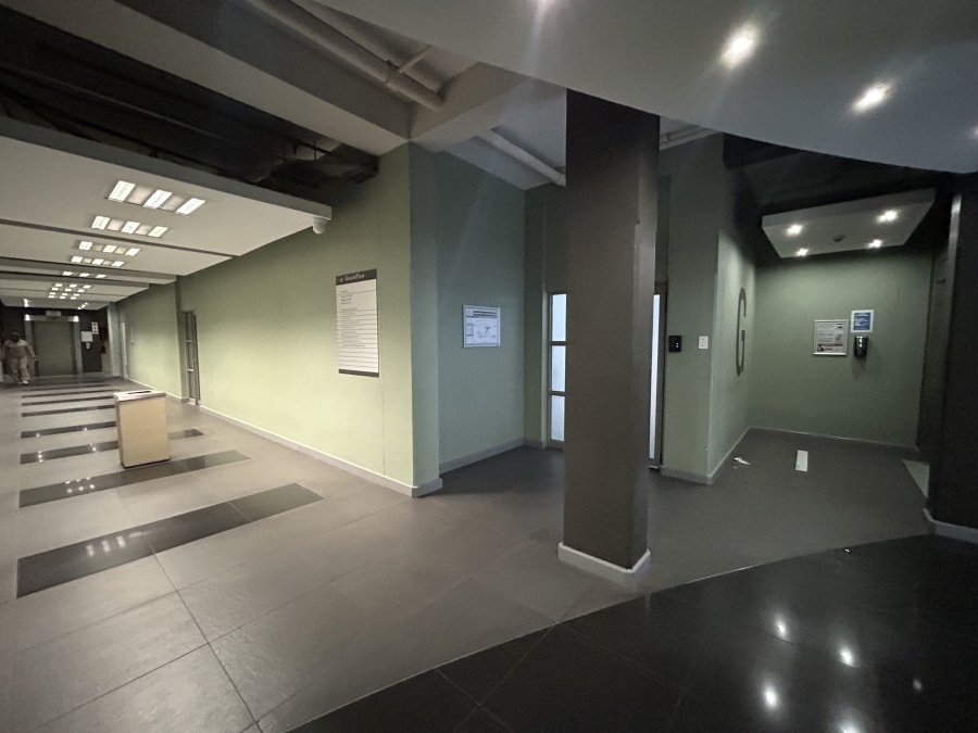 To Let Commercial Property for Rent in Woodstock Western Cape